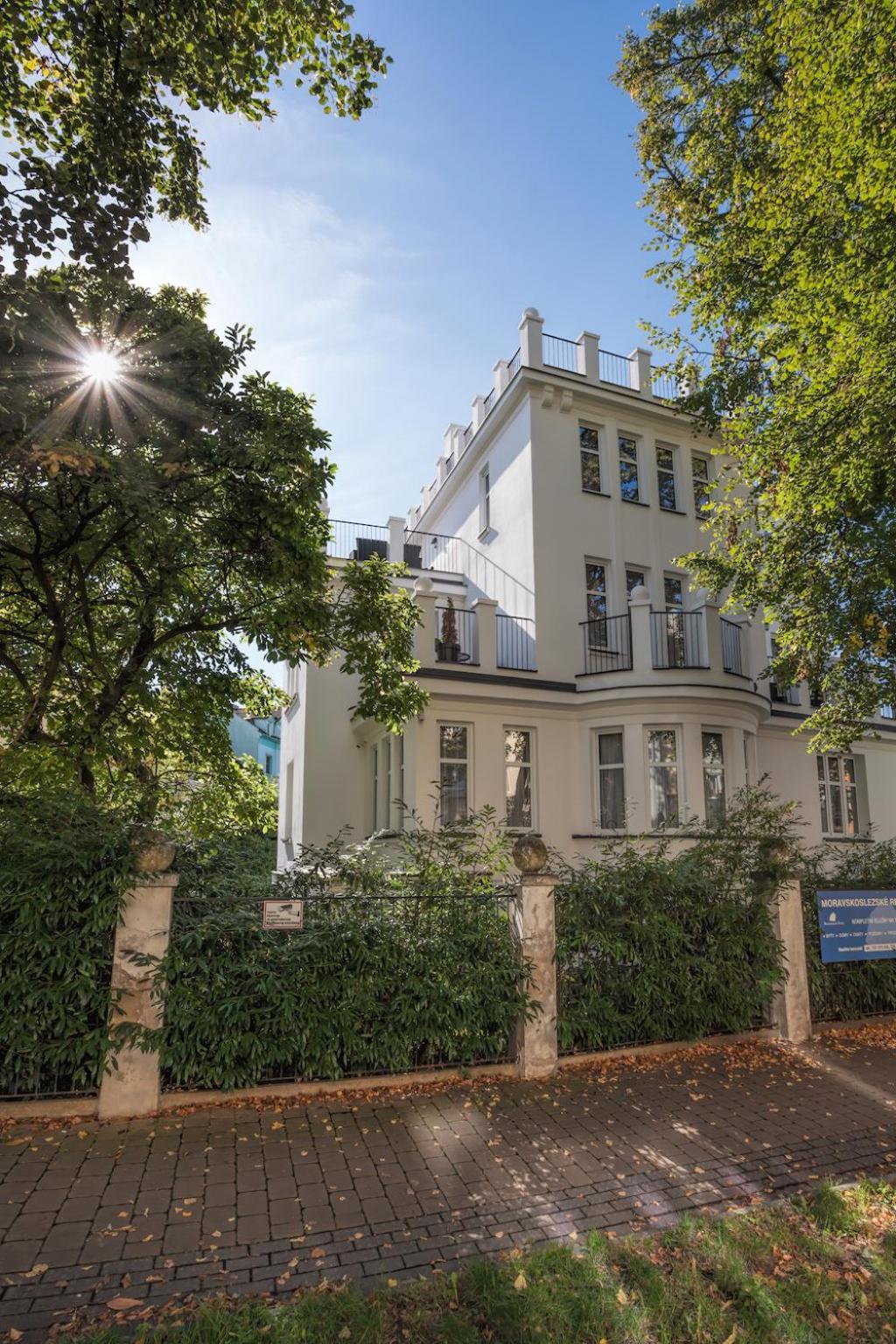 Apartments Villa Whitehouse Ostrava Dış mekan fotoğraf